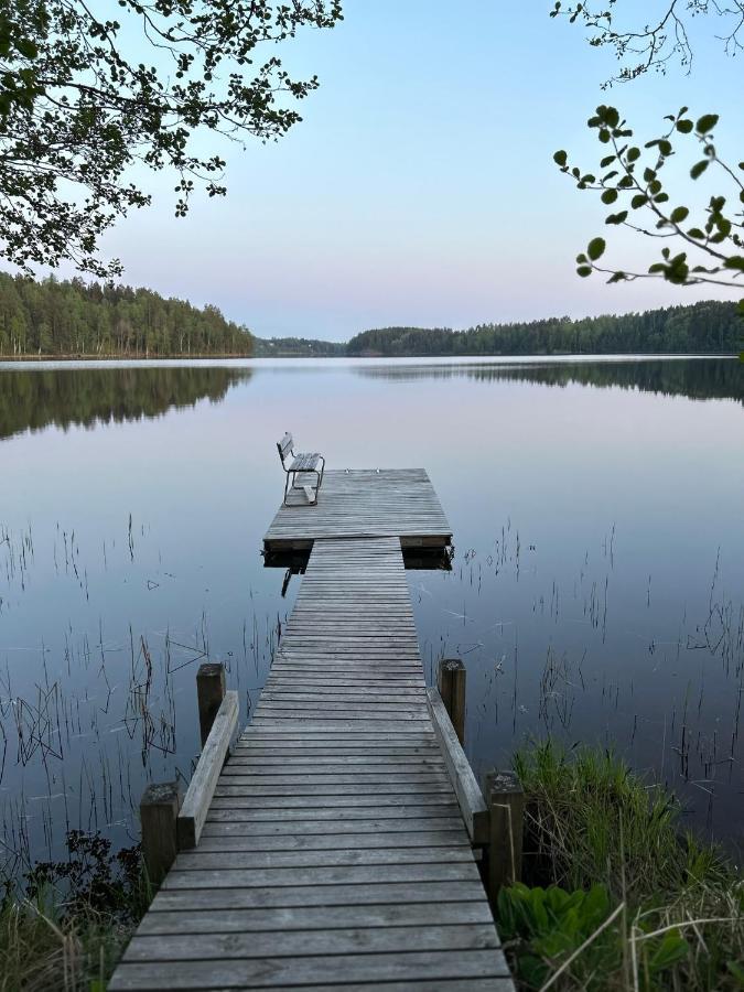 Sauna Cabin In The Heart Of Nuuksio National Park - Moekki Nuuksiossa Espoo Exterior photo