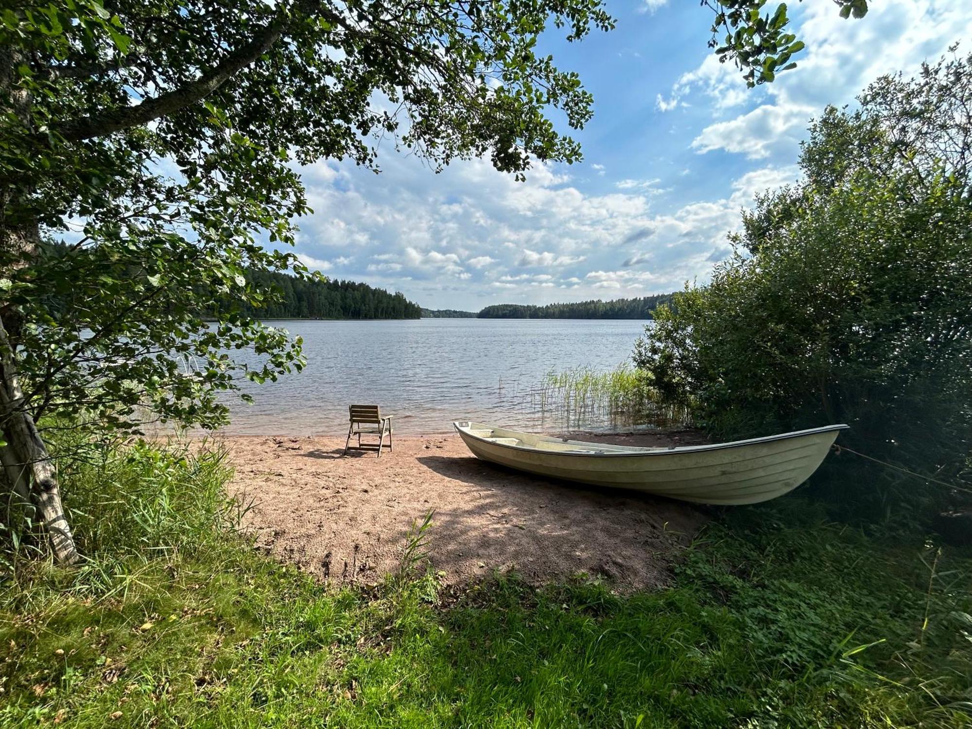 Sauna Cabin In The Heart Of Nuuksio National Park - Moekki Nuuksiossa Espoo Exterior photo